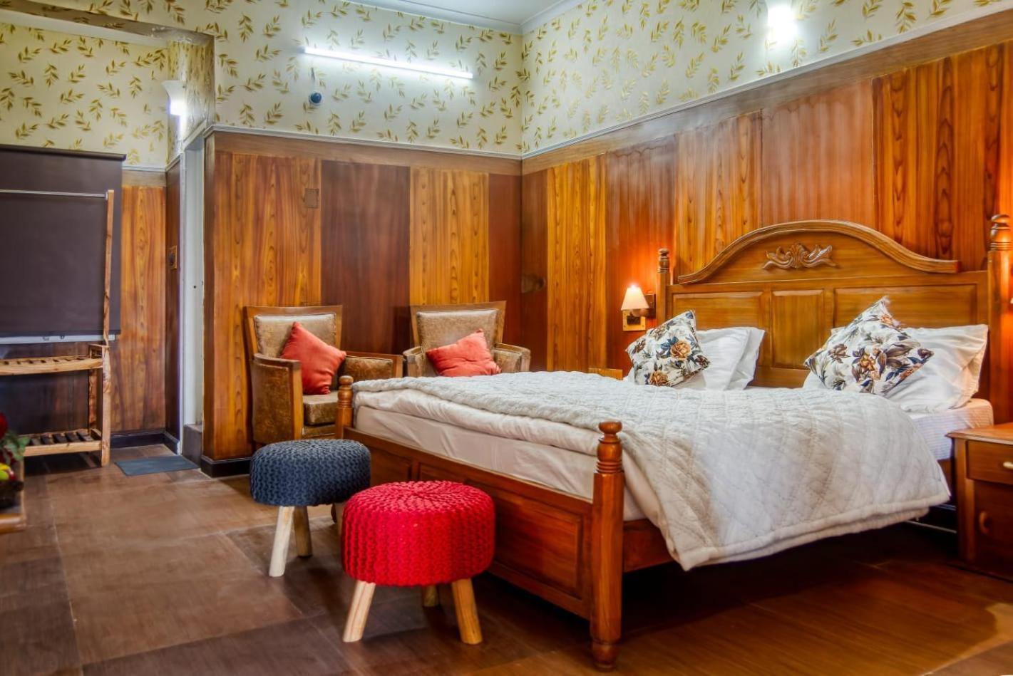 Naini Chalet Resort Нейнитал Екстериор снимка